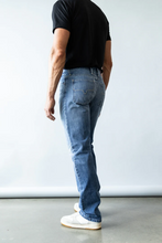 Load image into Gallery viewer, James Mid Wash Jeans
