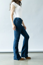 Load image into Gallery viewer, Lola Jeans
