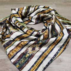 Foulard Deluxe en Satin 44x44'' - Desert Aztec Vert
