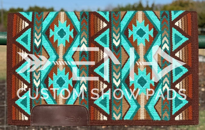 'Mesa Glow'' Ranch Show Pad