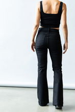 Load image into Gallery viewer, Black Jennifer Jeans

