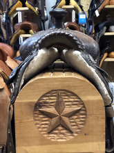 Load image into Gallery viewer, Used 15&#39;&#39; Billy Cook Reining Saddle - FG Pro Shop Inc.
