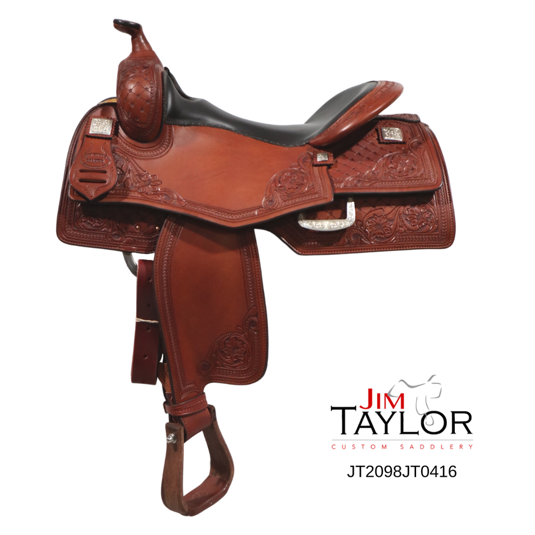 Selle western ranch en cuir repoussé de 15,5 po